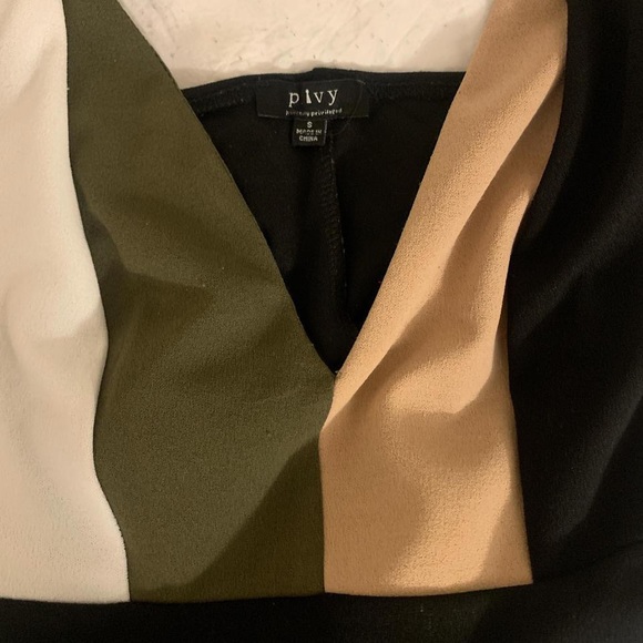 Women’s small midi dress. Worn once. Perfect Condition - Picture 4 of 4